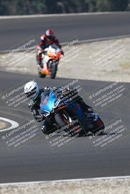 media/Sep-20-2025-TrackDaz (Sat) [[27f0cde673]]/A Group/10am (Turn 3)/